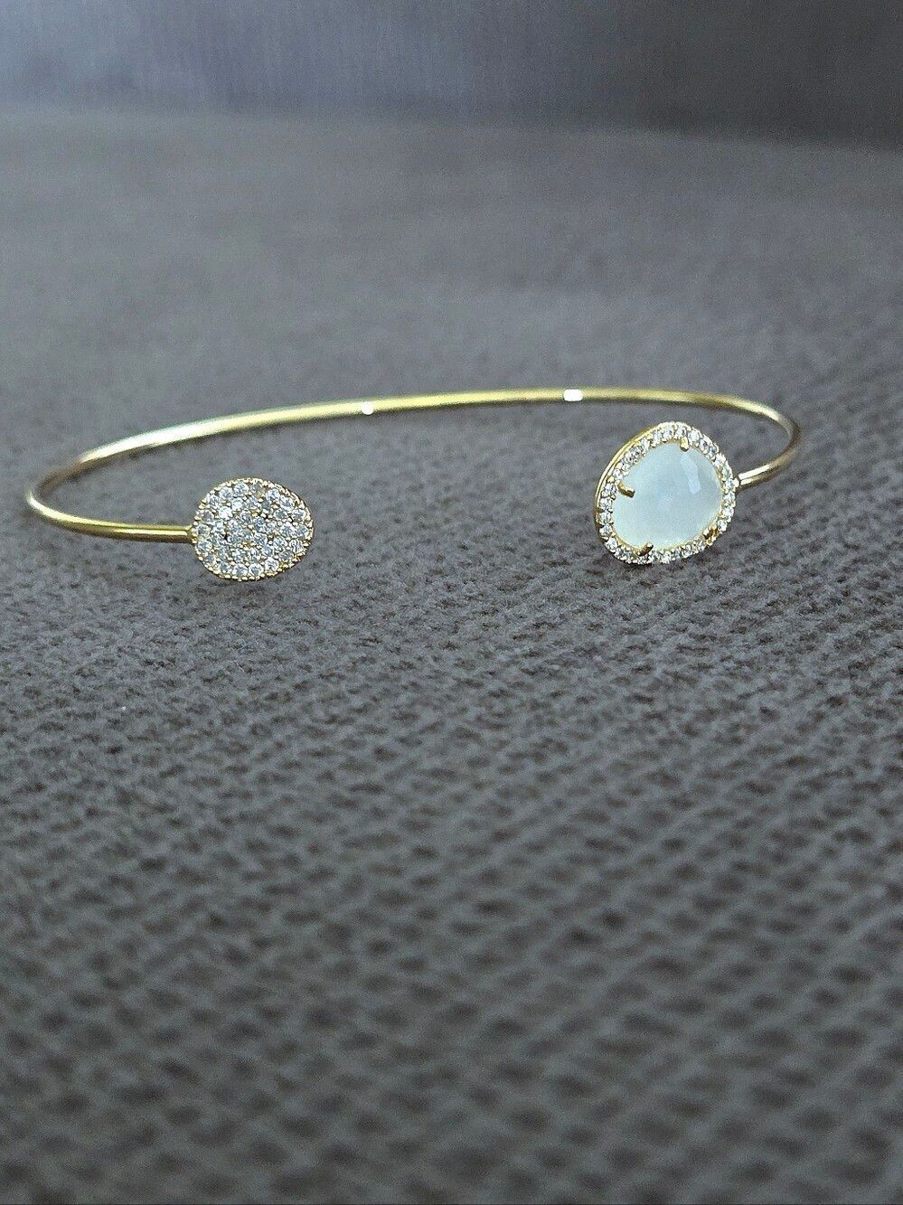 Dainty Open Ended Bracelet - NWOT - Picture 2 of 15